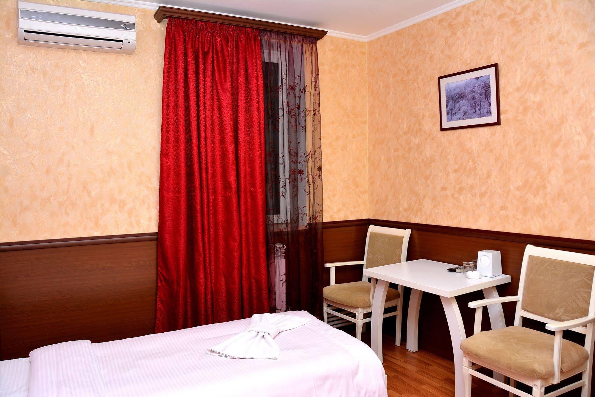 Vayk Hotel Exteriér fotografie